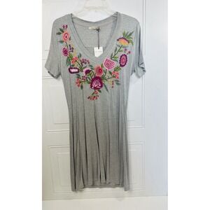 Women's NWT Caite V Neck Gray T-shirt Dress‎ Floral Embroidery